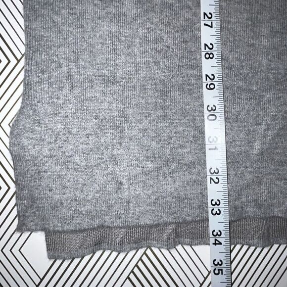 100% Velvet Mink‎ Sweater Dress Sz M Gray Long Sleeve Ornate Button Closure - Picture 10 of 11